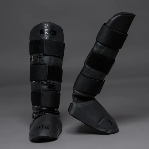 1916 Scheenbeschermers Youth Fighter Black