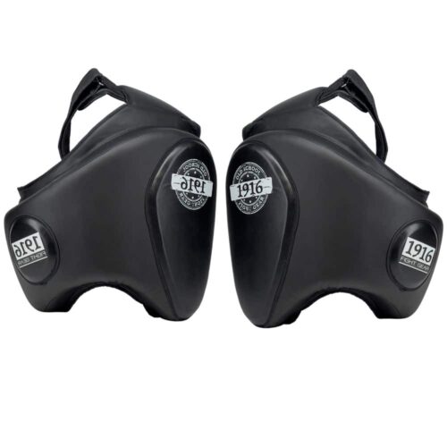 1916 Fight Gear legprotector