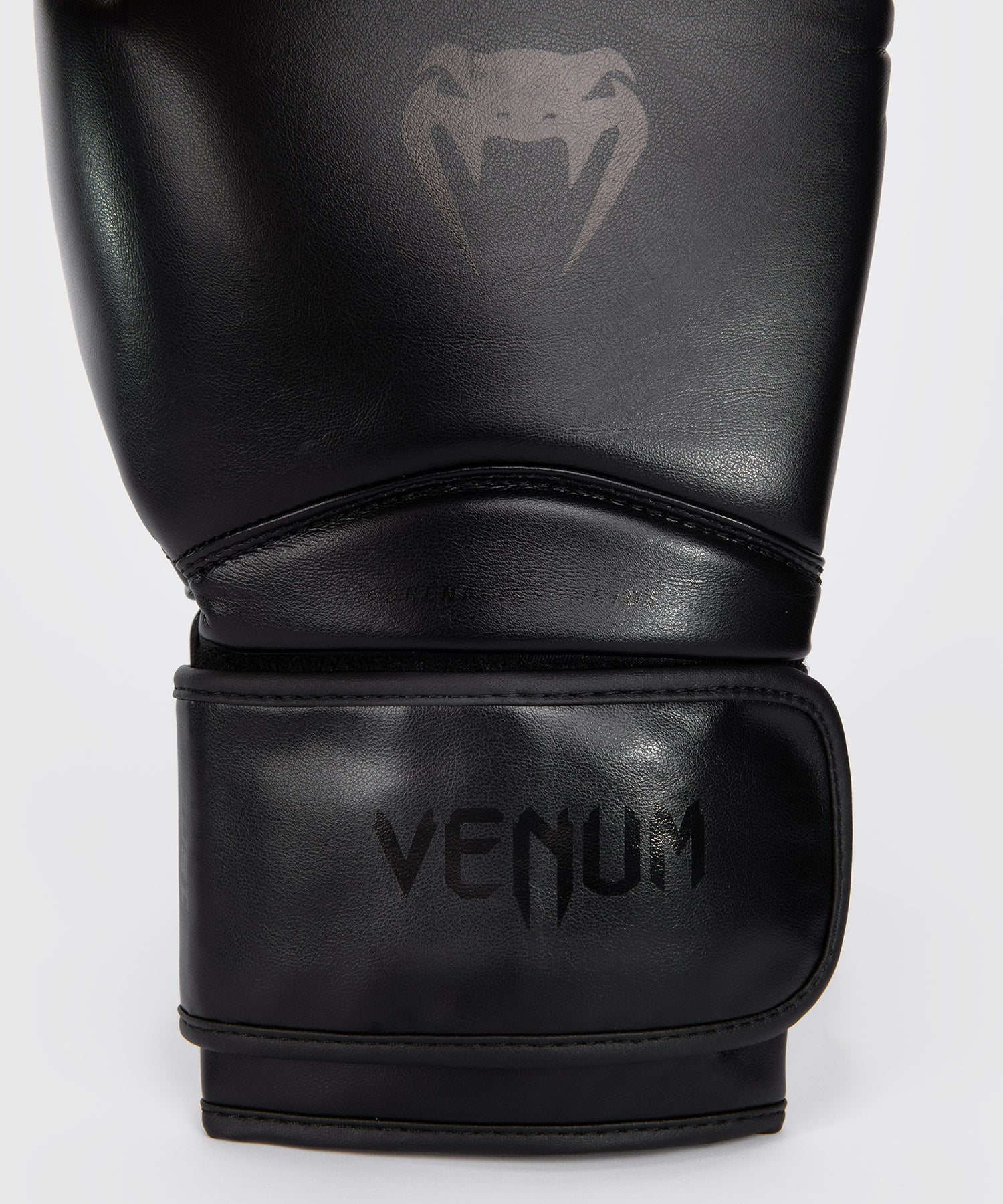 Venum bokshandschoenen contender 1.5 black