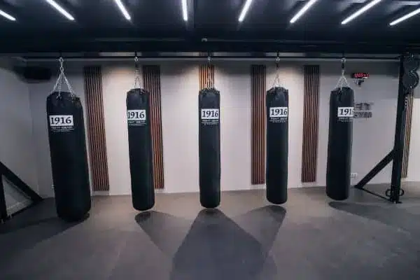 Bokszak met eigen logo's